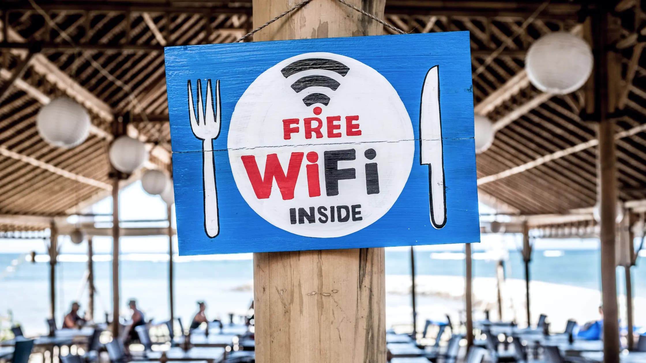 Риски общественного Wi‑Fi
