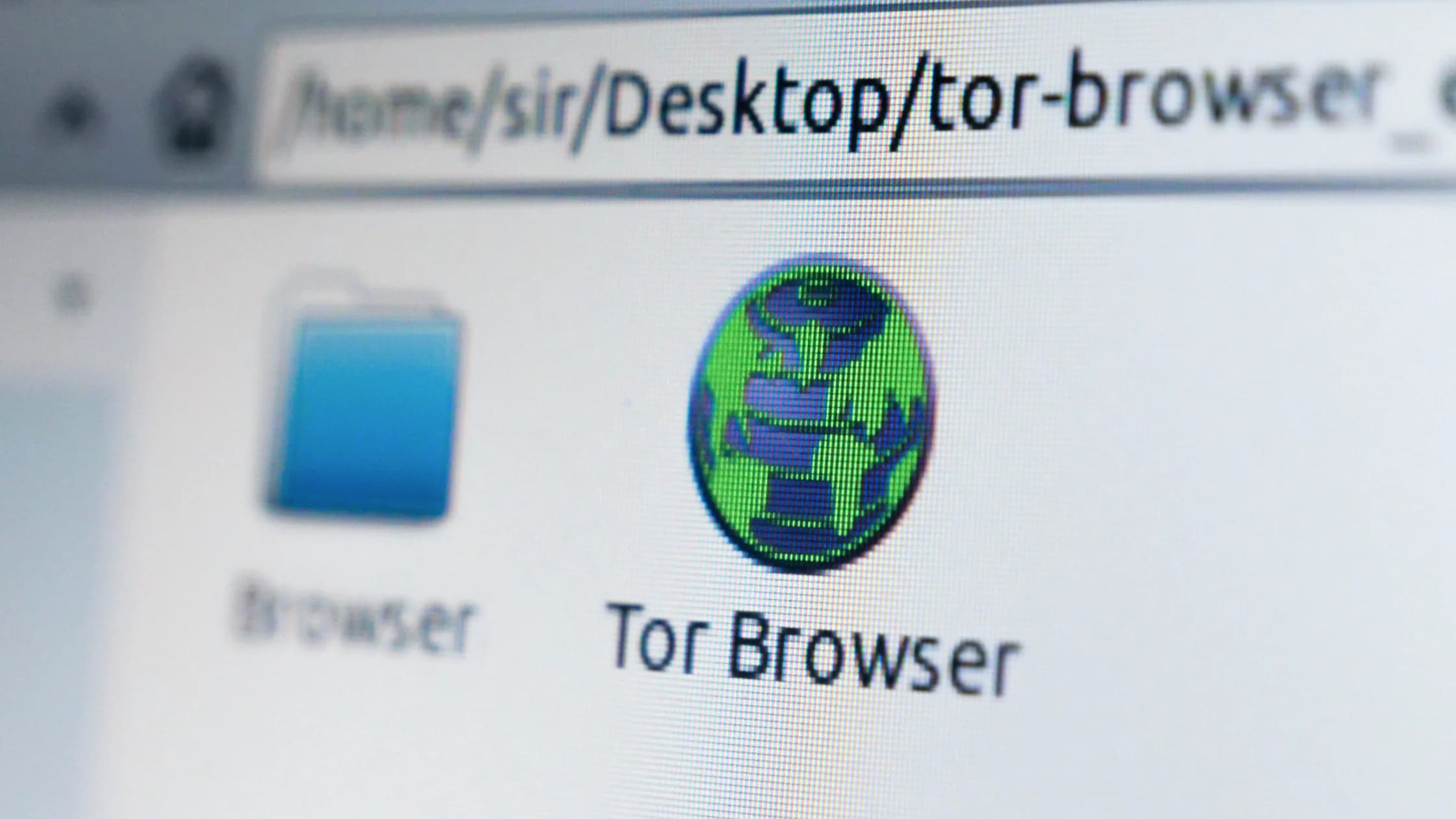 什么是 Tor 浏览器?工作原理、用途、风险与使用边界