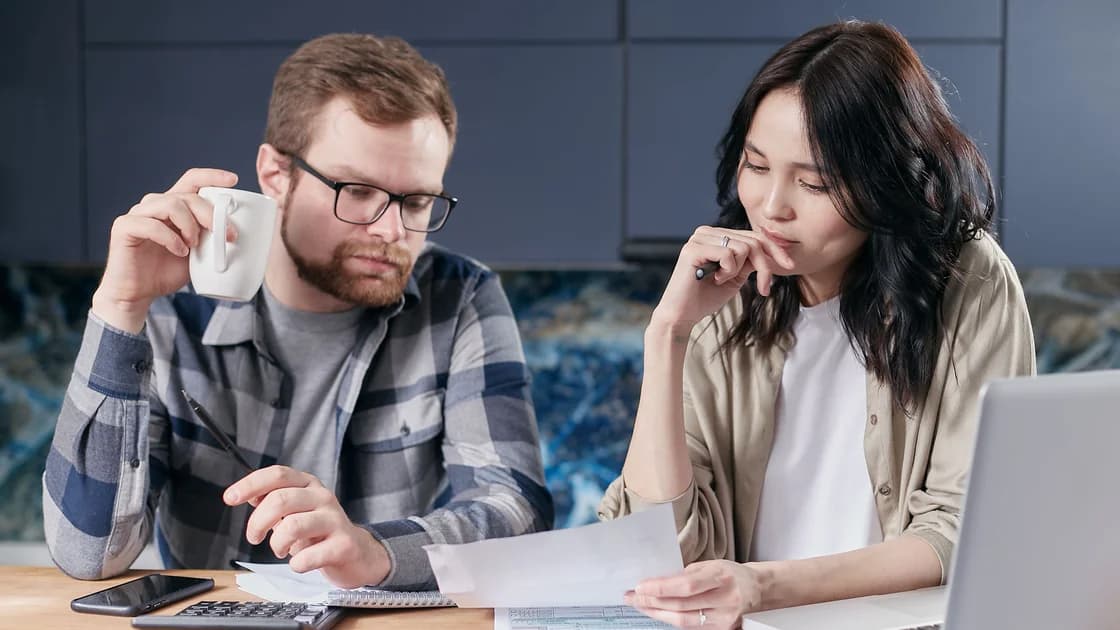 How to Compare University Offer Letters with AI
