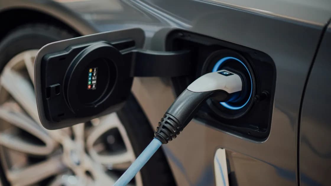 How to Use an EV Charging App in China as a Foreign Driver