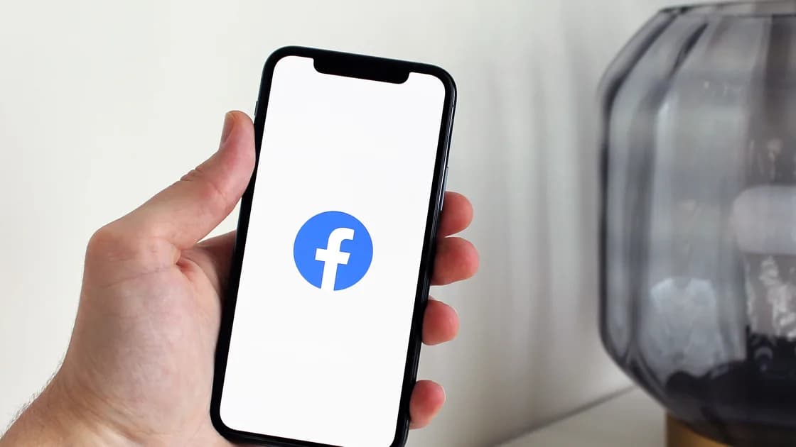 Does Facebook Work in China? Login, 2FA and Messenger Checks