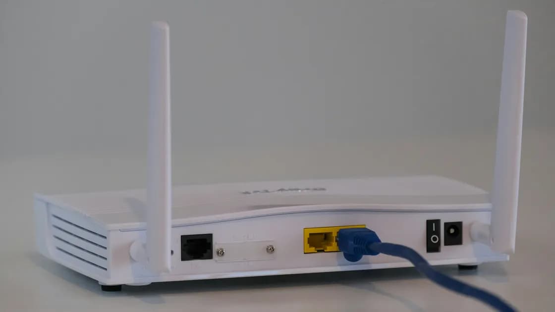 Wi-Fi Extender Connected but No Internet: What to Check