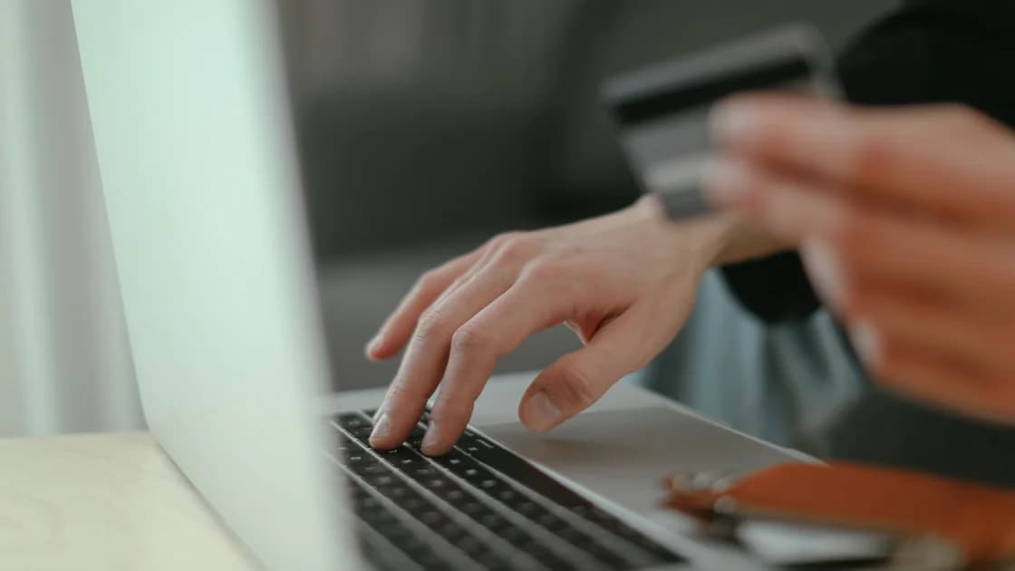 Romance Scams: Warning Signs and What to Do