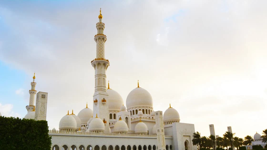 Do WhatsApp and FaceTime Calls Work in the UAE?